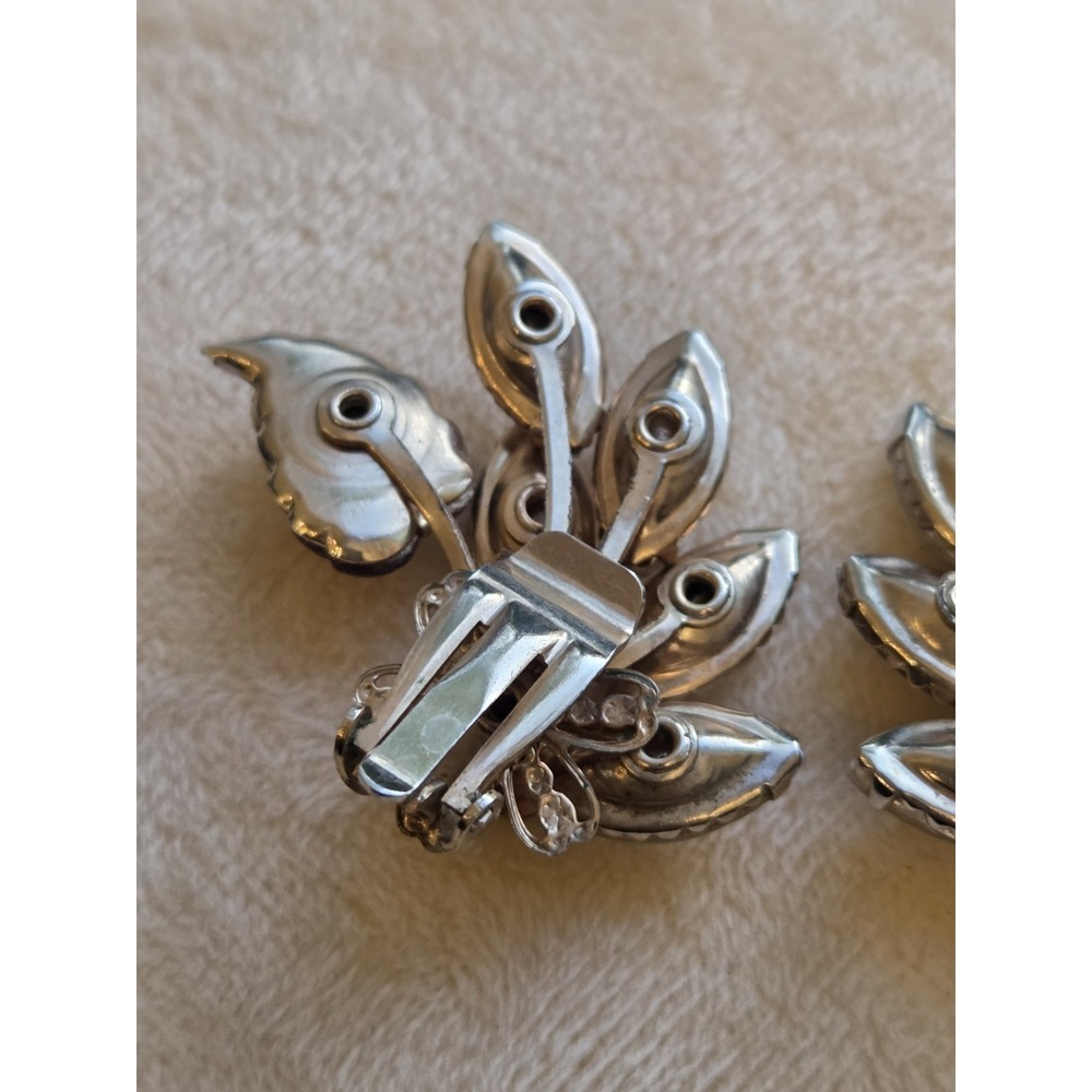 Stunning Clip On Earrings Vintage Pat.Pend Spraling Shiny Purple - Picture 6 of 7